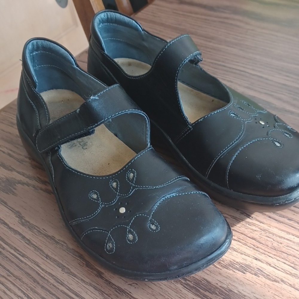 NAOT Women's Size 7.5 COAST Black Mary Jane Flats Shoes Platform‎ 38 EUR